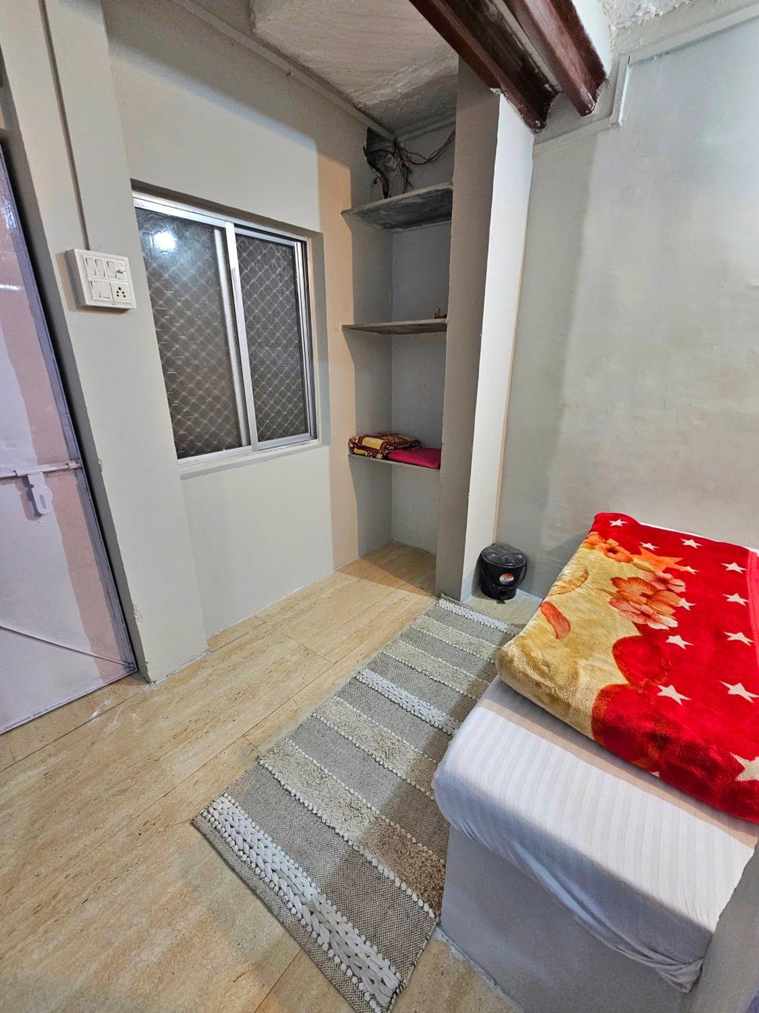 Varah Square Guest House Пушкар Номер фото